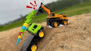 Tata Hyva duck truck accident pulling Eicher HMT Tractor? Jcb Truck animation video | CS toys