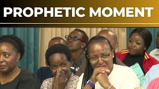 ONE ON ONE PROPHETIC MOMENT THAT WILL OVERWHELM YOU.