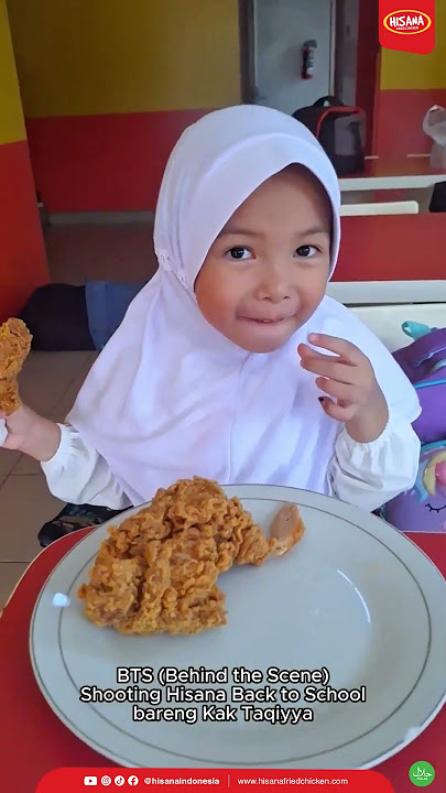 Anak gemoy siape niii main kat Hisana? 😘🐔❤️