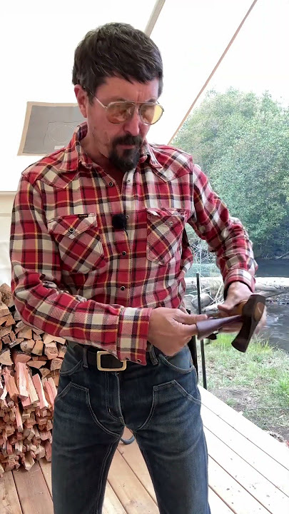 Men Are Smart 🪓 Why I'm Obsessed 🌲 Gransfors Bruks hand aXe