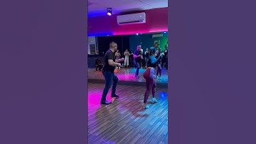 Brand new salsa shine and Advanced Salsa pattern! #ArubaSalsa #SalsaLessons #ReggieandMelitza