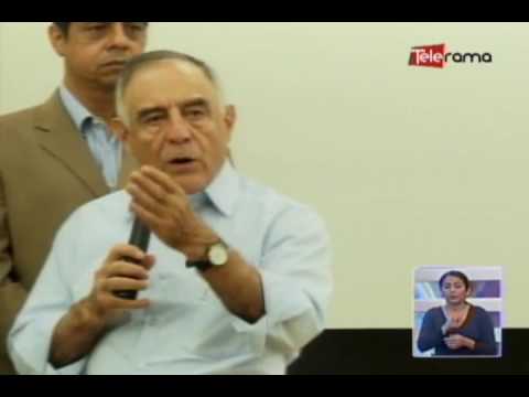 Paco Moncayo presenta plan de gobierno