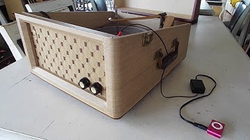 Zenith record player playing an iPod with gold plated RCA jack