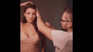 Hande Erçel In Bu Fotoğraf Çekiminden Giydiği Elbise Sizce Nasıl?