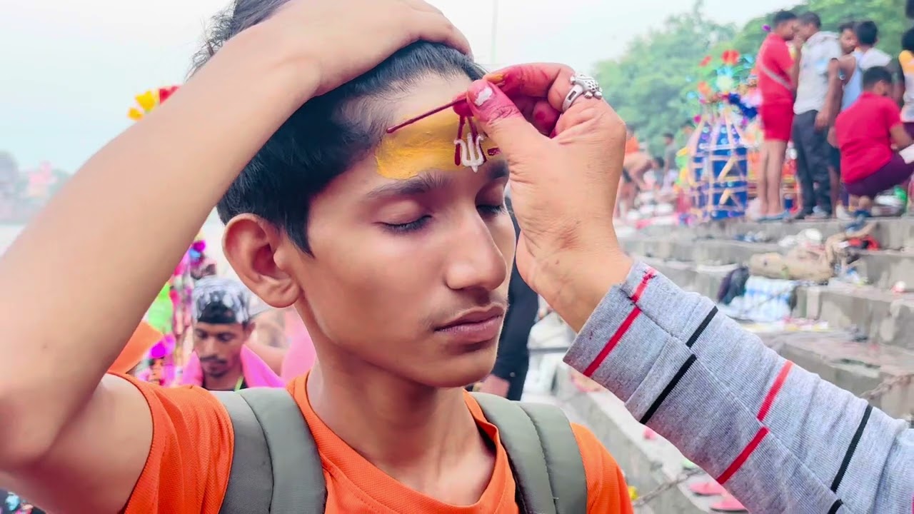 HEERA NE MAHAKAL WALA TILAK BNWALIYA #haridwar #family #family #kawadyatra #kawad #haridwar