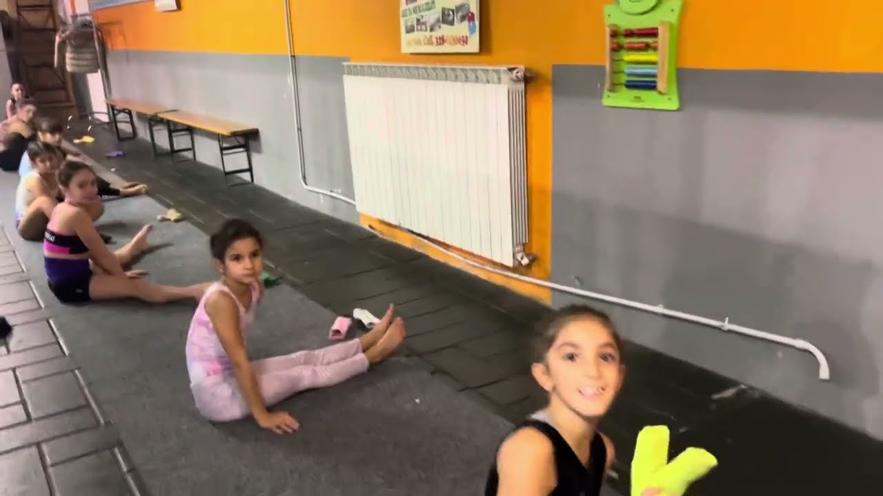 VERTICALI VERTICALI VERTICALI 🤸🏻❤️ #ginnastica #ginnasticaartistica #sport 