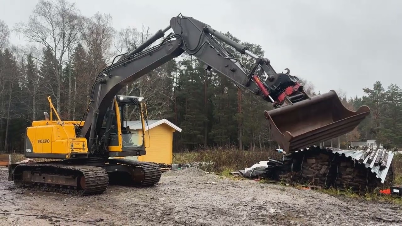 Bandgrävare Volvo EC140Blc