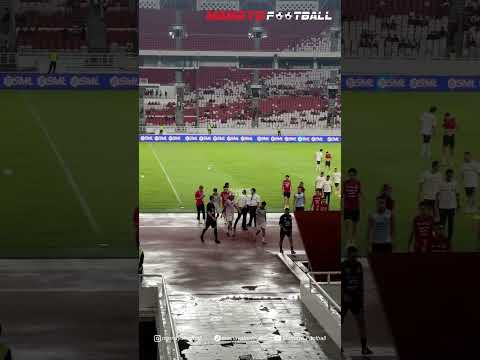 Suasana Di GBK Jelang Kick Off Persija Jakarta Vs Persis Solo. Persija Kembali Ke GBK!!