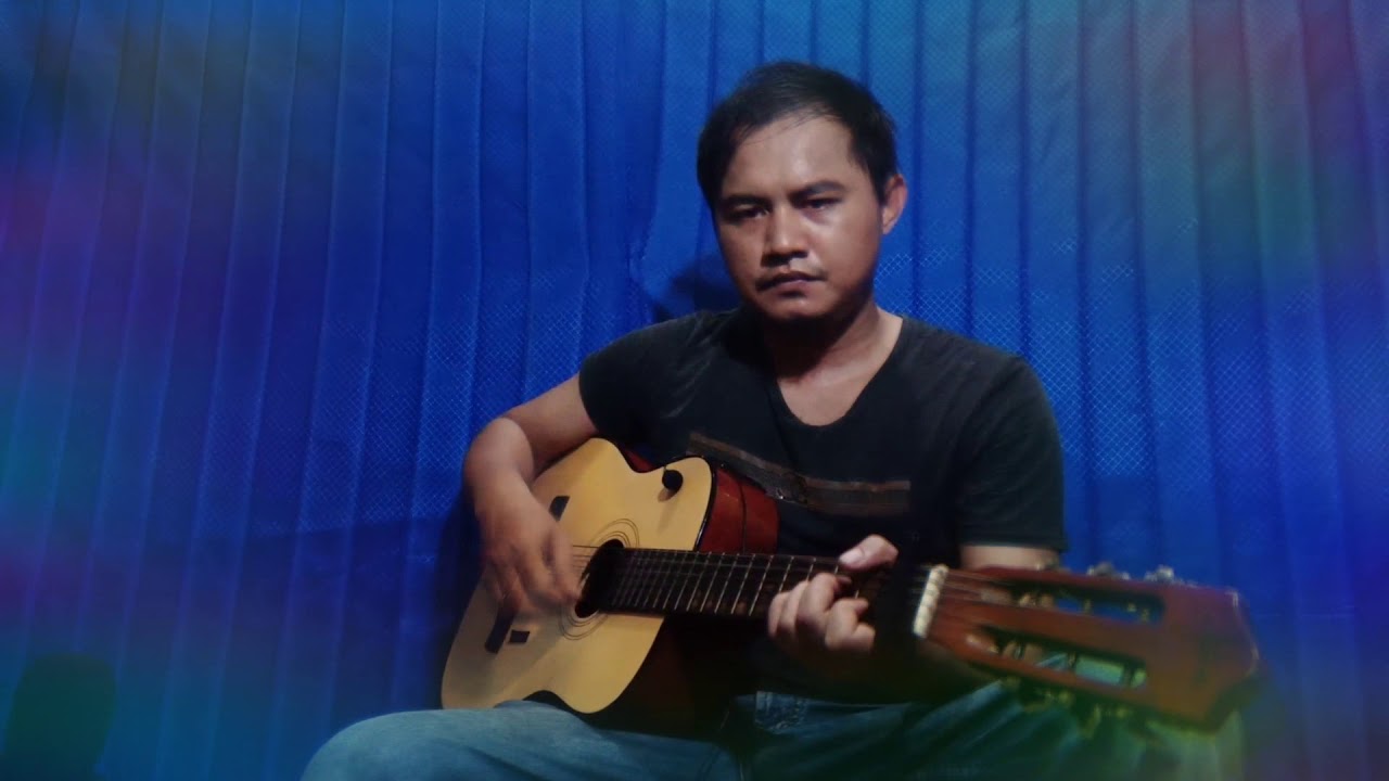 Sedang sedang saja(Iwan) cover by Dodi.(lagu gitar akustik) - YouTube
