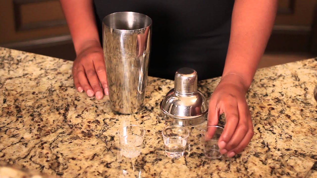 How to Make Drinkable Fluorescent Shots : Drink Up!