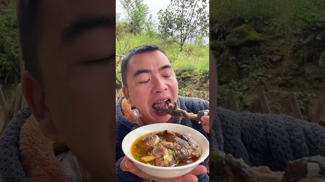 兄弟姐妹们 吃饭了哦 今天吃鸡肉 简简单单又是一餐#抖音美食推荐官 #抖音美食 #普通的饭菜都是家的味道 @DOU+小助手