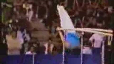 parallel bar.basket with travel to hand