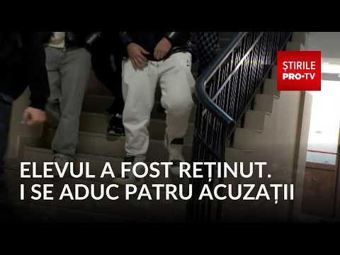 Student in Pitești brought a machete in his pants and attacked two classmates