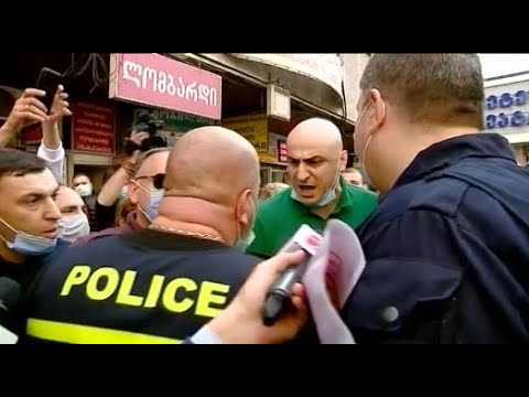 ცრემლები წამომივიდა, ფირმაში გხედავდი და ასეთ უსუსურს - კამათი  მელიას და პოლიციელებს შიორის გლდანში
