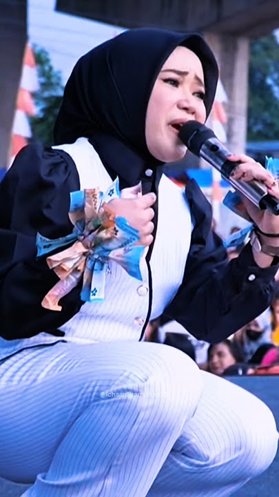 Elsa Fitria _ Debu Debu Jalanan (Mardatila Group)