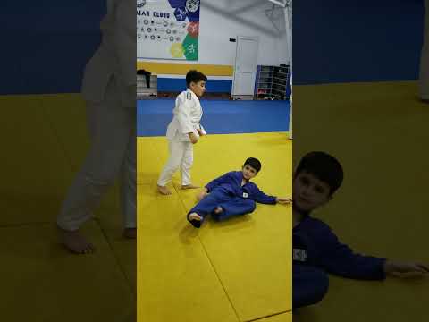 Video: Bakit Mo Kailangang Ipadala Ang Iyong Anak Sa Judo