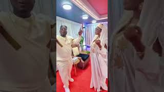king jerry and Mzbel jamming ololoolo inside Movement Tv studio