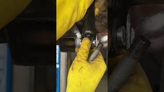 New strut for the rusty Fiat #mechanic #repair #fiat #broken #car #strut #rust #diy