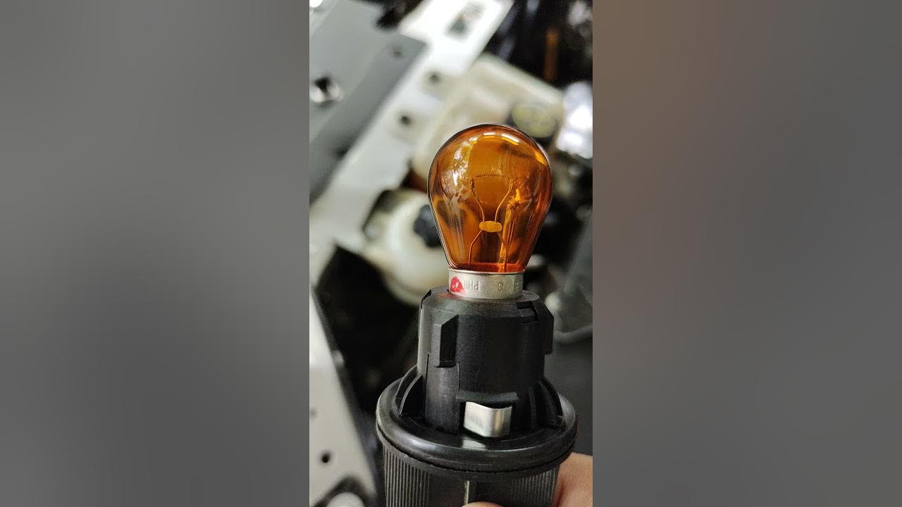 Turn signal light blinks fast hack. Easy fix 👌. Chevrolet sail. YouTube