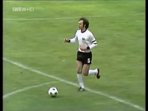 Video: Franz Beckenbauer Čistá hodnota: Wiki, ženatý, rodina, svatba, plat, sourozenci