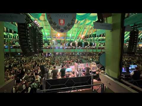 Wackelkontakt 20 Uhr Wiesn Abendprogramm geht los. 