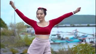 HOT P4R4H | Rindy BOH - Raiso Dadi Siji