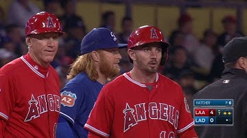 LAA@LAD: Escobar hits RBI single to left field