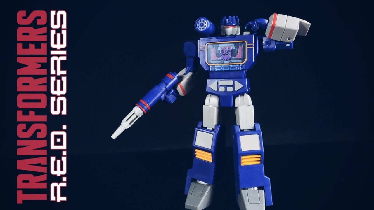 SHOKY QUICKIE: TRANSFORMERS RED SERIES SOUNDWAVE