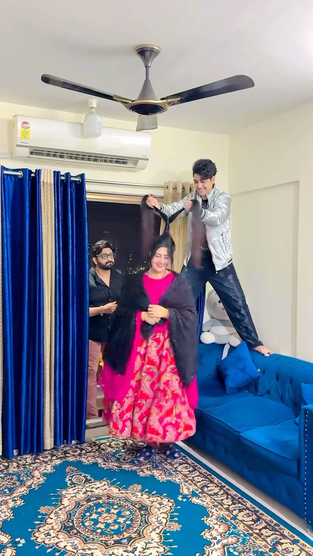 Mumma ke lambe Baal❤️ #zidaanshahidaly #family #shorts