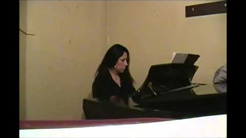 Claudia Mora
