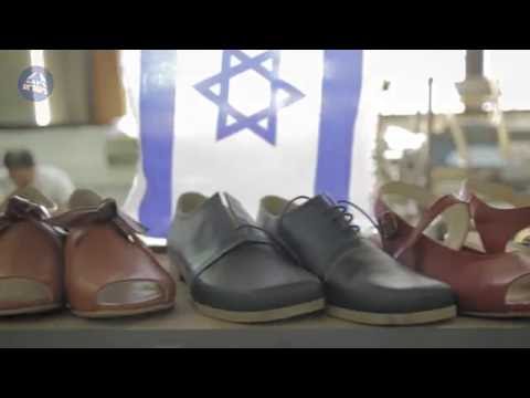 וִידֵאוֹ: איך קוראים לנעליים לרגלי גיישה