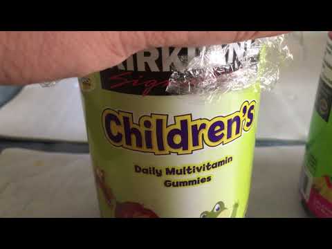 Costco Kirkland Adult Gummy Vitamins vs Childrens gummies. Adult ones don't taste good. Kids GREAT