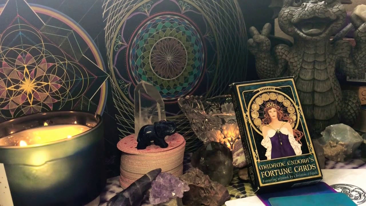 LIBRA ♎️ 2019 Tarot Reading 😎