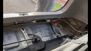 CURT 56217 Vehicle-Side Custom 4-Pin Trailer Wiring Harness | Toyota Highlander 2018 Installation Resimi