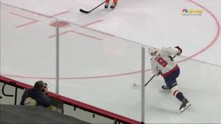 Dmitri Orlov's big slapshot goal vs Flyers (2021)