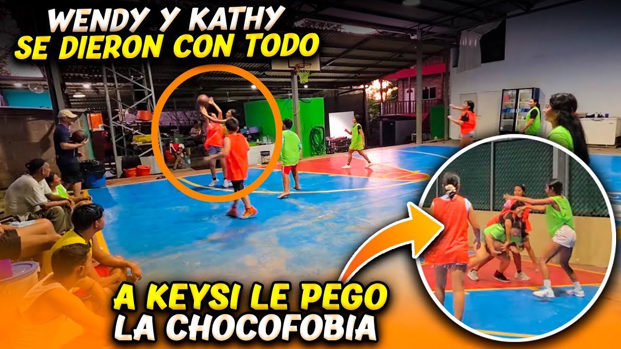 Miren como se marcan Wendy y Kathy cuando se encuentran. Keysi anda como Choco