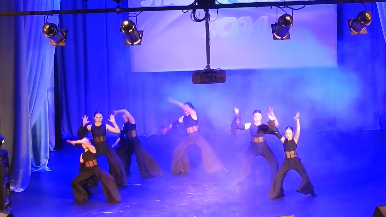 Колектив естрадного танцю "ФРЕШ" хореографічний номер "СОЛОВЕЙ"