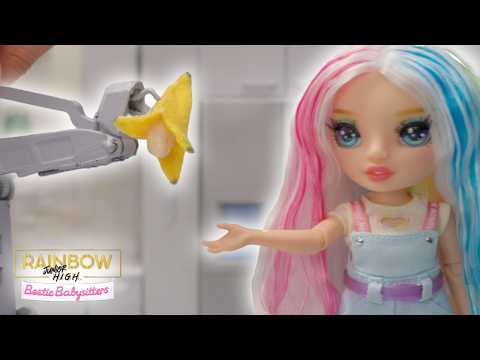 Amaya's Robot House Babysitting DISASTER! 🤖😱 | Bestie Babysitters Toy Play Episode 3 | Rainbow High