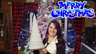 A Die Hard Christmas- My first Christmas special!
NES hard is right! This game is so hard... but also kind of addicting. Let me know what you are playing this Christmas in the comments down below.
Im most active on Instagram
https://www.instagram.com/samanthaazira/
Streaming may be a thing in the future
Twitch
https://www.twitch.tv/samanthaazira
End card music
https://www.youtube.com/watch?v=D3_oRLPnVPw
Intro music
https://www.youtube.com/watch?v=UxfBBa9kdkA
Background music
https://www.youtube.com/watch?v=dYyPTy6425U&t=2s A Die Hard Christmas- My first Christmas special!