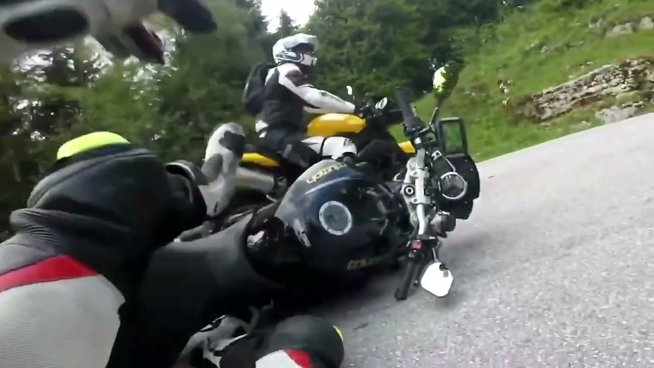 오토바이 사고 사례를 알아봅시다.