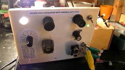 Square wave oscillator for very low frequencies (3 sec- 884Hz) & very pure waveform (schematic)