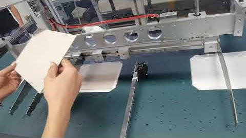 SW-750A automatic servo gluing machine with newest rigid box &case manual positioning station