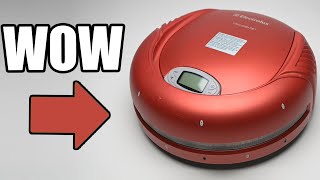 The Worlds FIRST Robot Vacuum WAS AMAZING  The Electrolux Trilobite