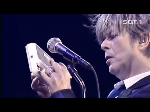 BOWIE PLAYS STYLOPHONE ~ SLIP AWAY ~ LIVE 2002