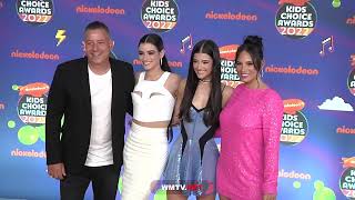 Nickelodeon Kids Choice Awards 2022 - Charli D'Amelio  Dixie D’Amelio  Heidi D’Amelio  Marc D’Amelio