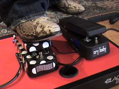 Buddy Guy Signature Wah pedal compared to standard Crybaby GCB-95 from Dunlop