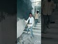     ضحك البناية