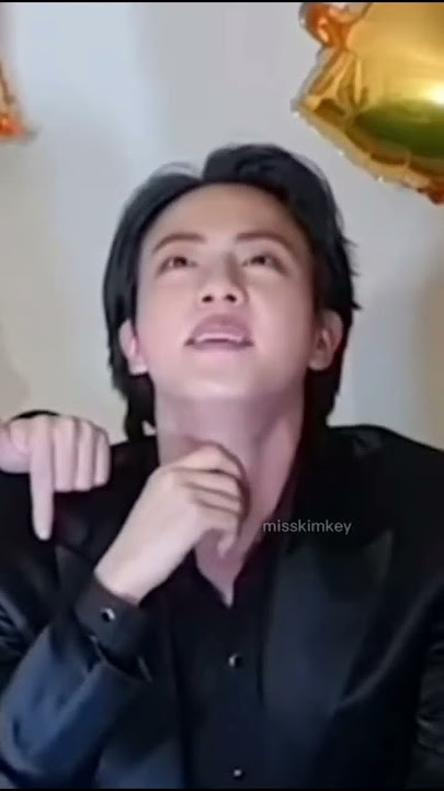 Namjin flirting and Jhope's reaction 🤭 #namjin