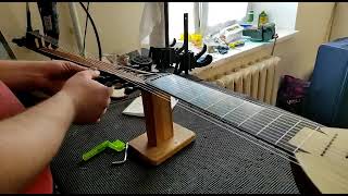 Folding Theorbo