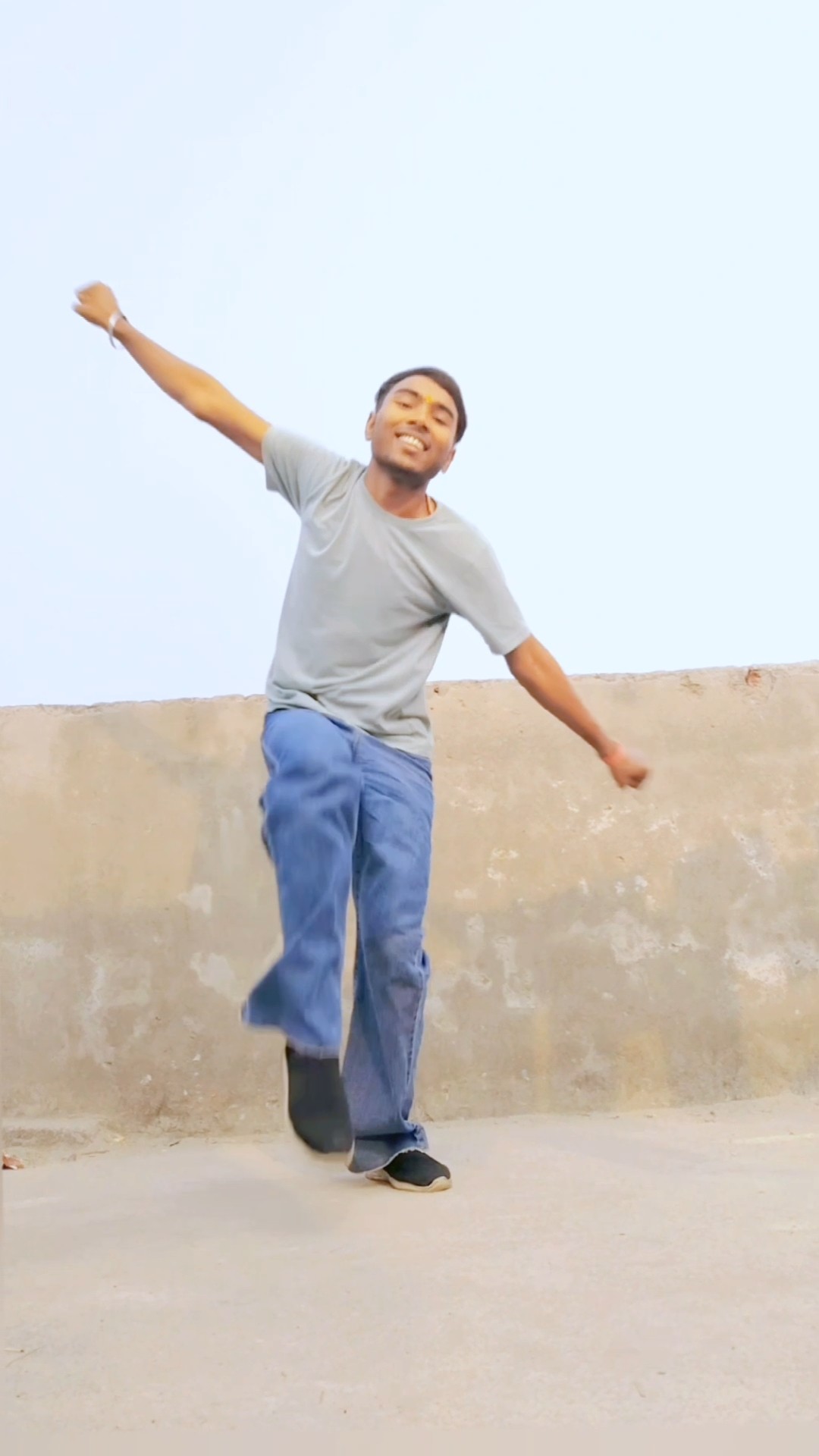 Jaana Samjho Na l Bhool Bhulaiya 3 l Dance Cover l Vinod l #jaanasamjhona #shorts #dance #trending